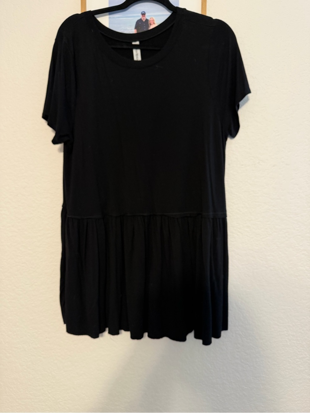 Zenana Outfitters Black Short-Sleeve Peplum Tunic